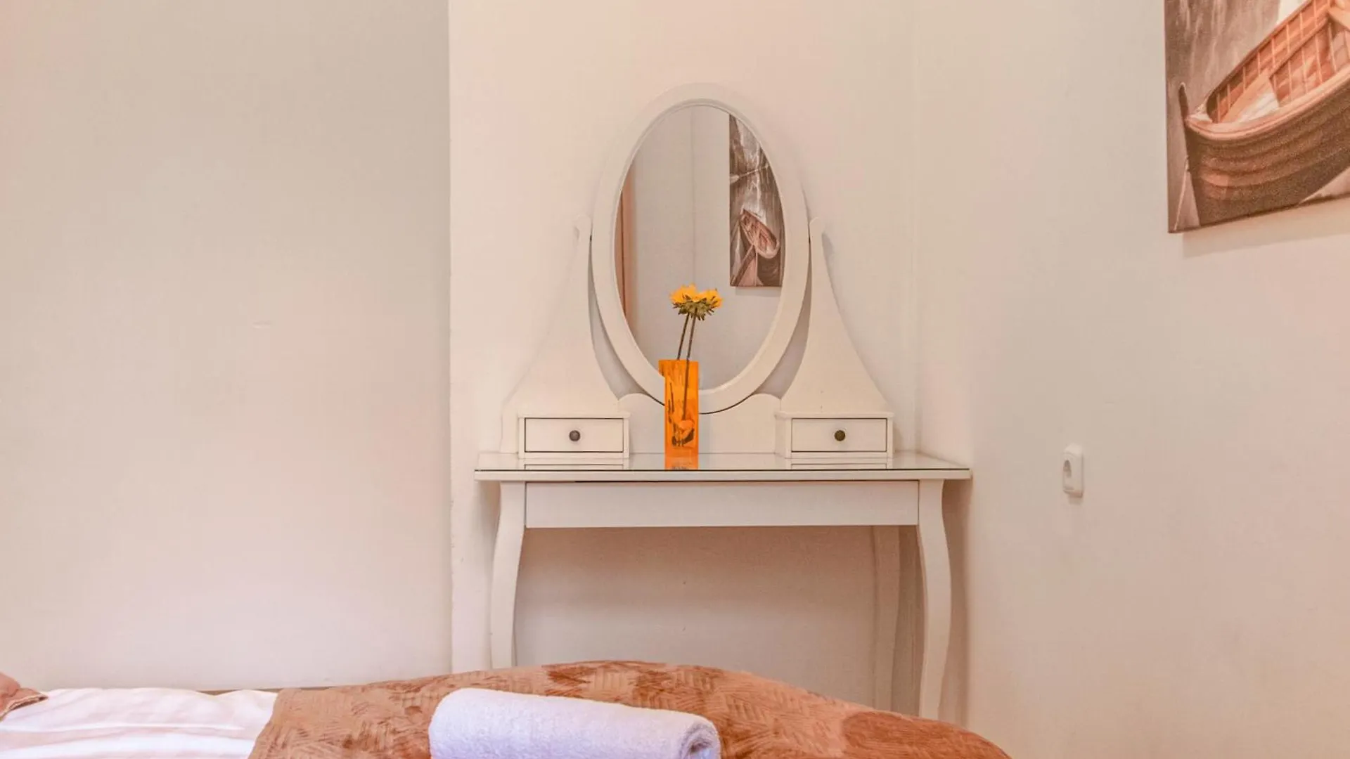 Comfort Elegant 2Br Apartment Ideal For Long Stays Вена